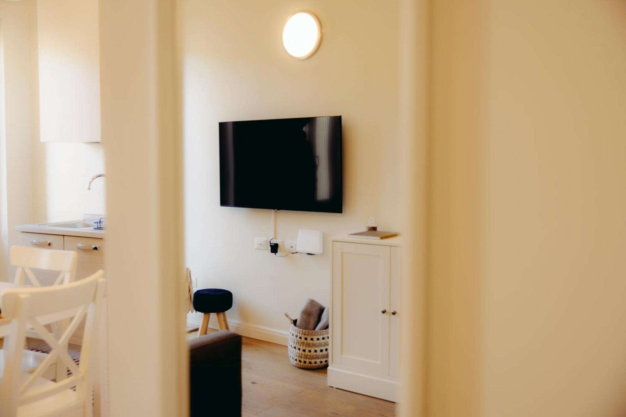 Eap Suites, Verona Buitenkant foto