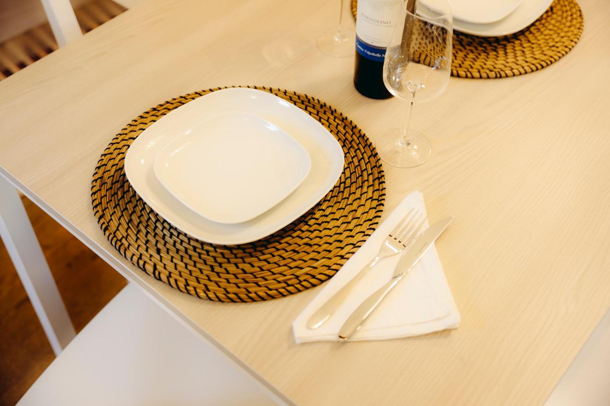 Eap Suites, Verona Buitenkant foto